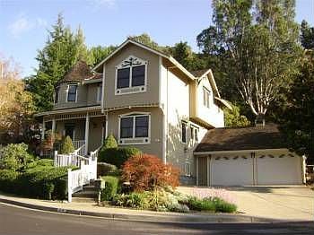 1st image of 906 Andrews Dr