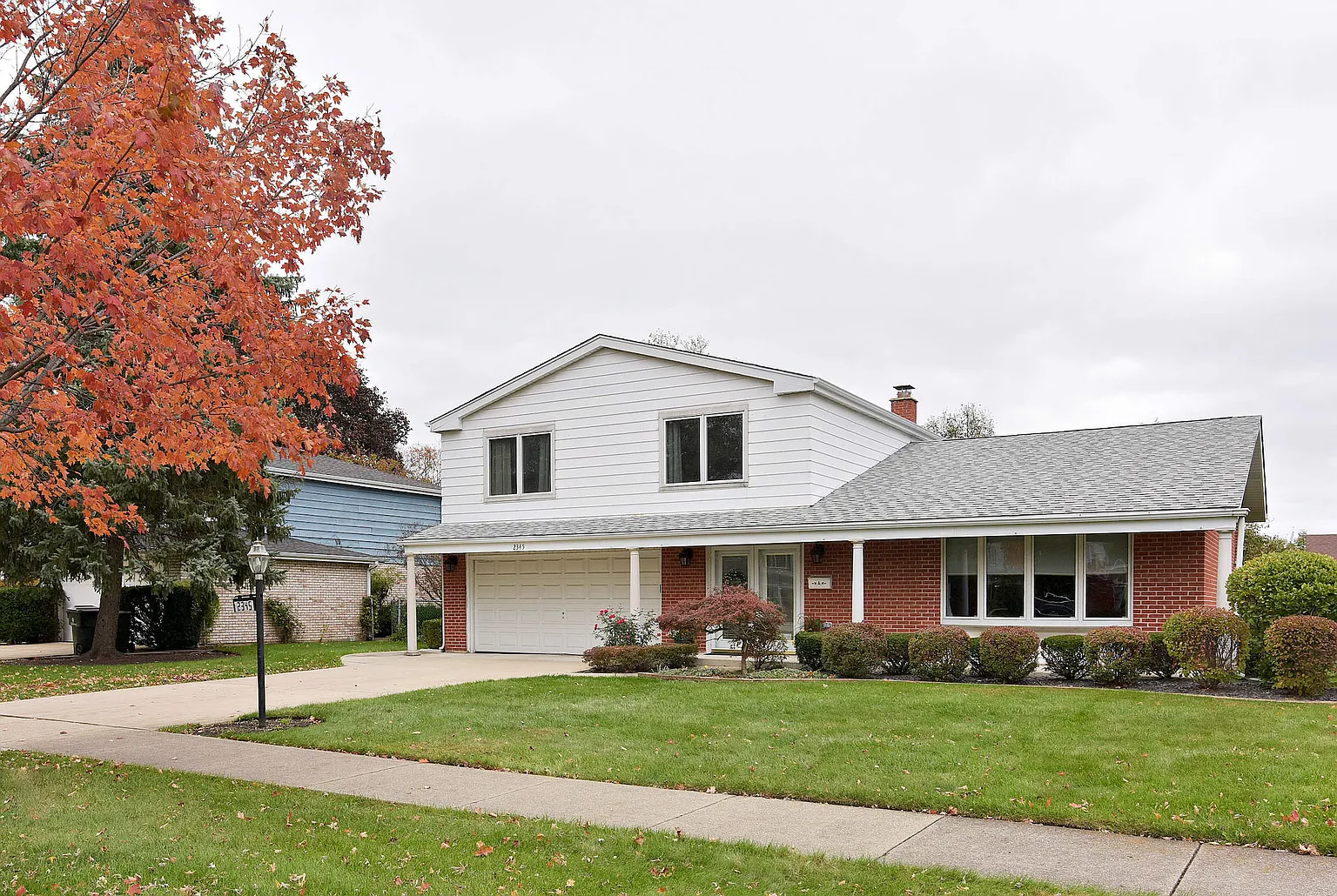 2345 Greenwood Rd photo 1