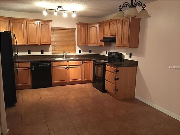 4th image of 8904 N Boulevard St