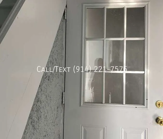 44 Vineyard Ave #1 — Photo 3