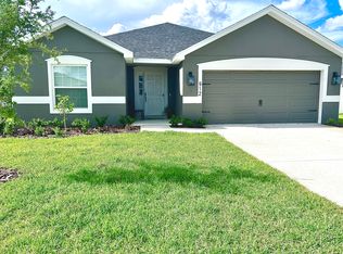912 Montgomery Ln, Polk City, FL 33868