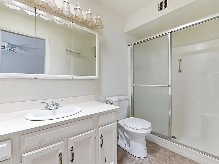 4047 W Sweetwater Ave — Photo 6