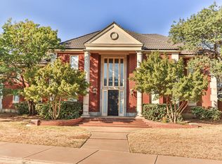 9308 Raleigh Ave, Lubbock, TX 79424