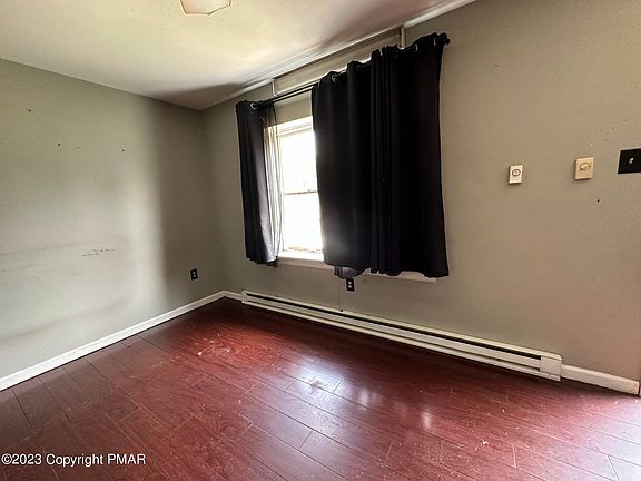 4th image of 3101 Vermont St