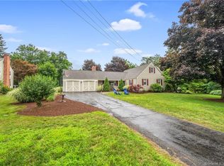 191 Robin Rd, Glastonbury, CT 06033