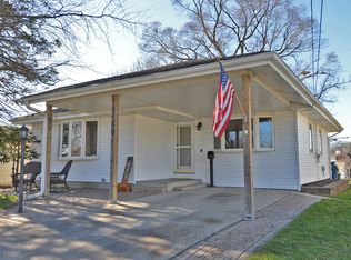 1159 Elliott Ave, Aurora, IL 60505