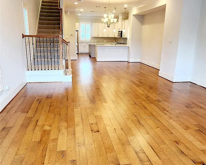 11 Rafters Row — Photo 19