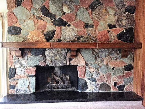 3rd image of 2405 Mulberry St