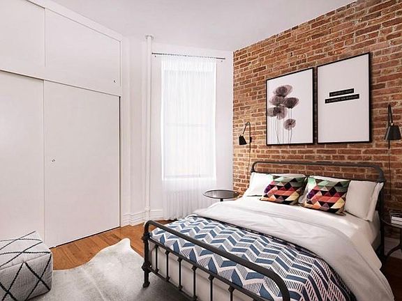 4th image of 55 W 105th St APT 5