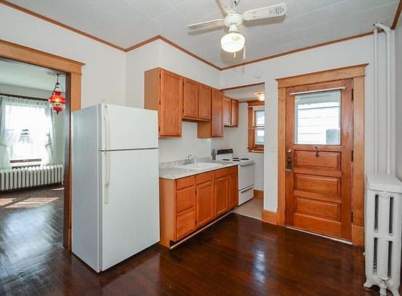 5th image of 619 Aldine St