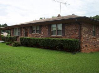 119 Cherokee Dr, Walhalla, SC 29691