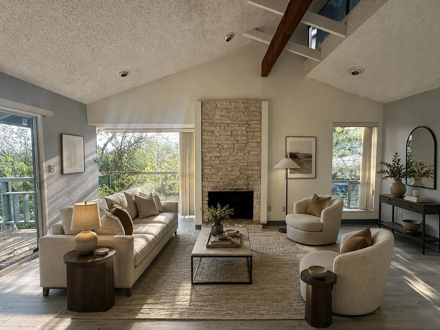Available: 2-Bedroom Zilker Condo Near Barton Springs & Downtown — Photo 1