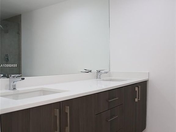 3rd image of 1627 Brickell Ave APT 1605