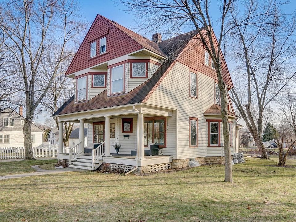 1st image of 336 East Lake STREET