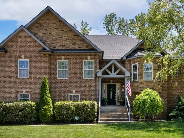 2935 Prince Dr, Clarksville, TN 37043
