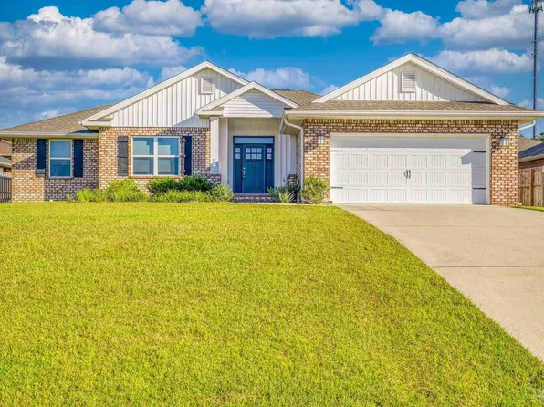5751 Burr St, Milton, FL 32570