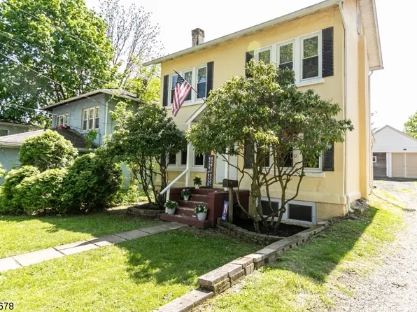 908 Hillside Rd, Phillipsburg Town, NJ 08865