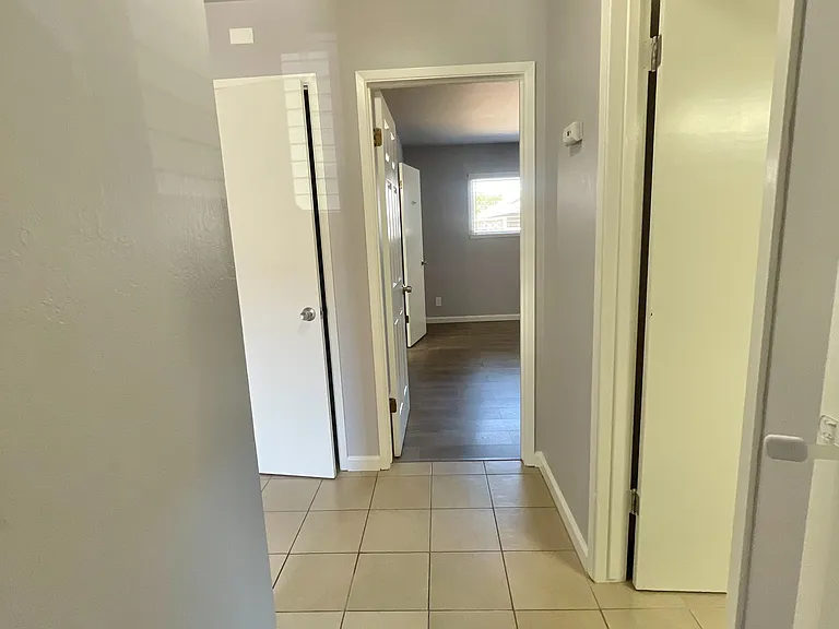 3269 Somerset Ave — Photo 6