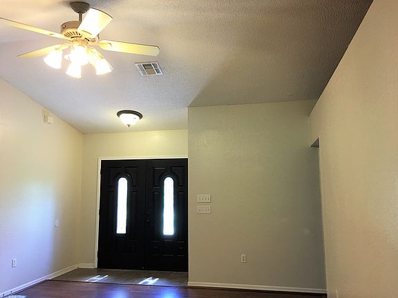 4th image of 2028 Avocado Dr