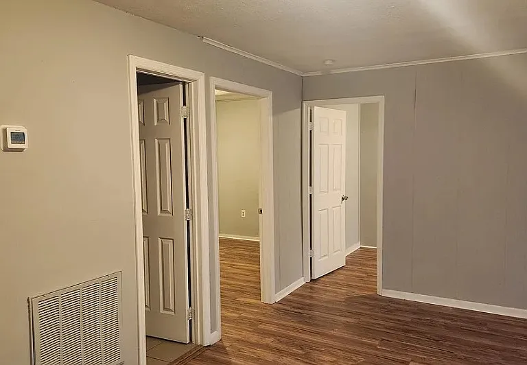 161 W Wadsworth Cir — Photo 8
