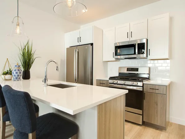 Overbay, 217 W Broadway #6bcf3a054, Pt Jefferson, NY 11777