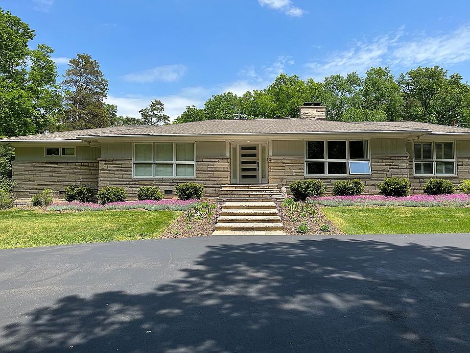 1st image of 720 Greeley Dr