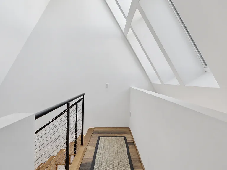 10 Anchor St — Photo 18