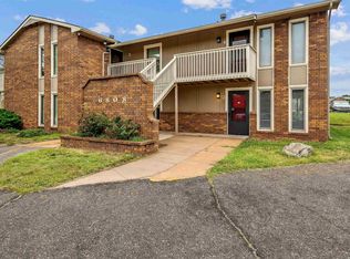 6808 W Par Ln, Wichita, KS 67212
