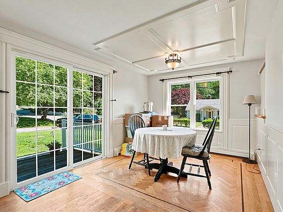 4th image of 45 Highland St