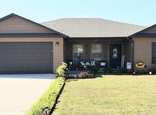 210 Gavin Dr, Paragould, AR 72450
