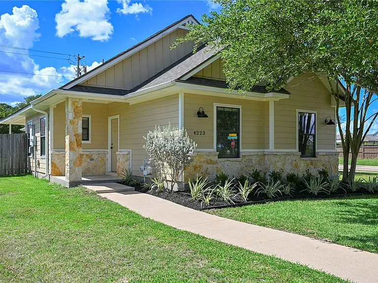 4223 Candace Ct — Photo 2