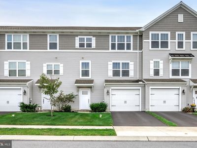 6 Southside Dr, Willow Street, PA, 17584