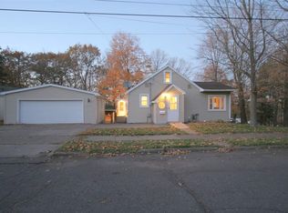 2443 Selmser Ave, Cloquet, MN 55720