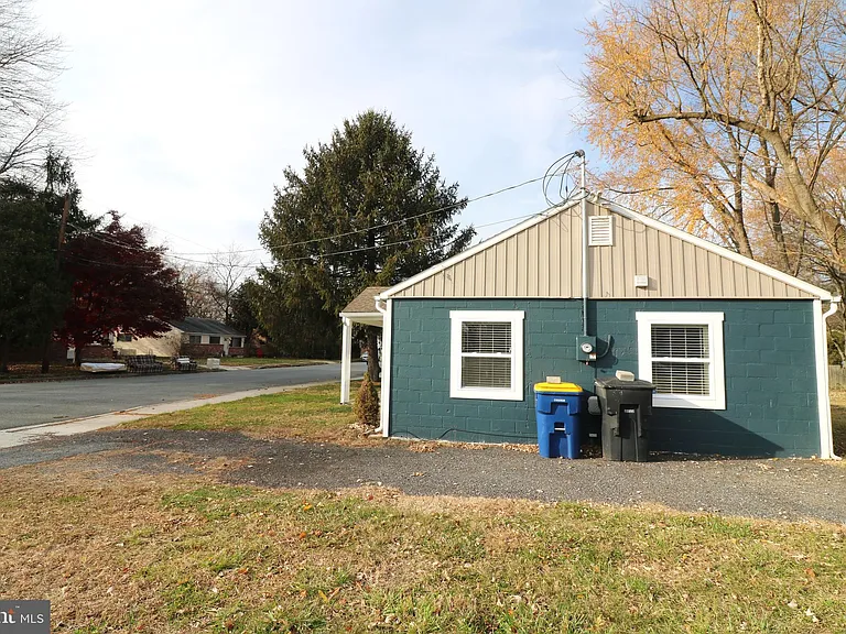 143 Mitscher Rd — Photo 22