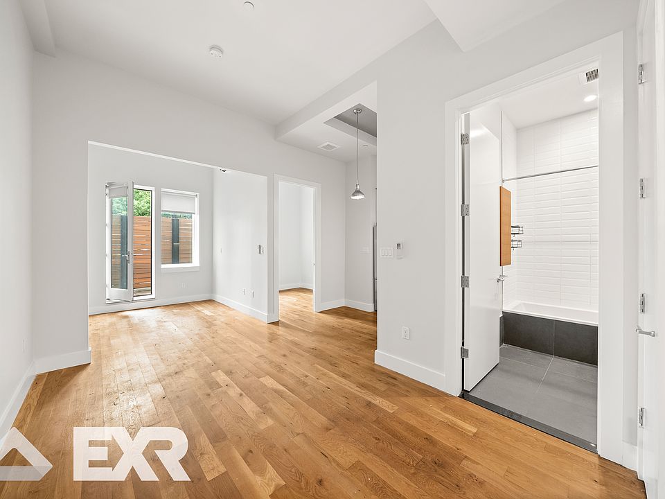 1st image of 418 Lexington Ave #1E
