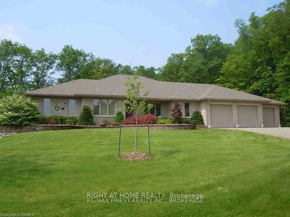 1453 Millenium Ct, Kingston, ON K7L 5H6