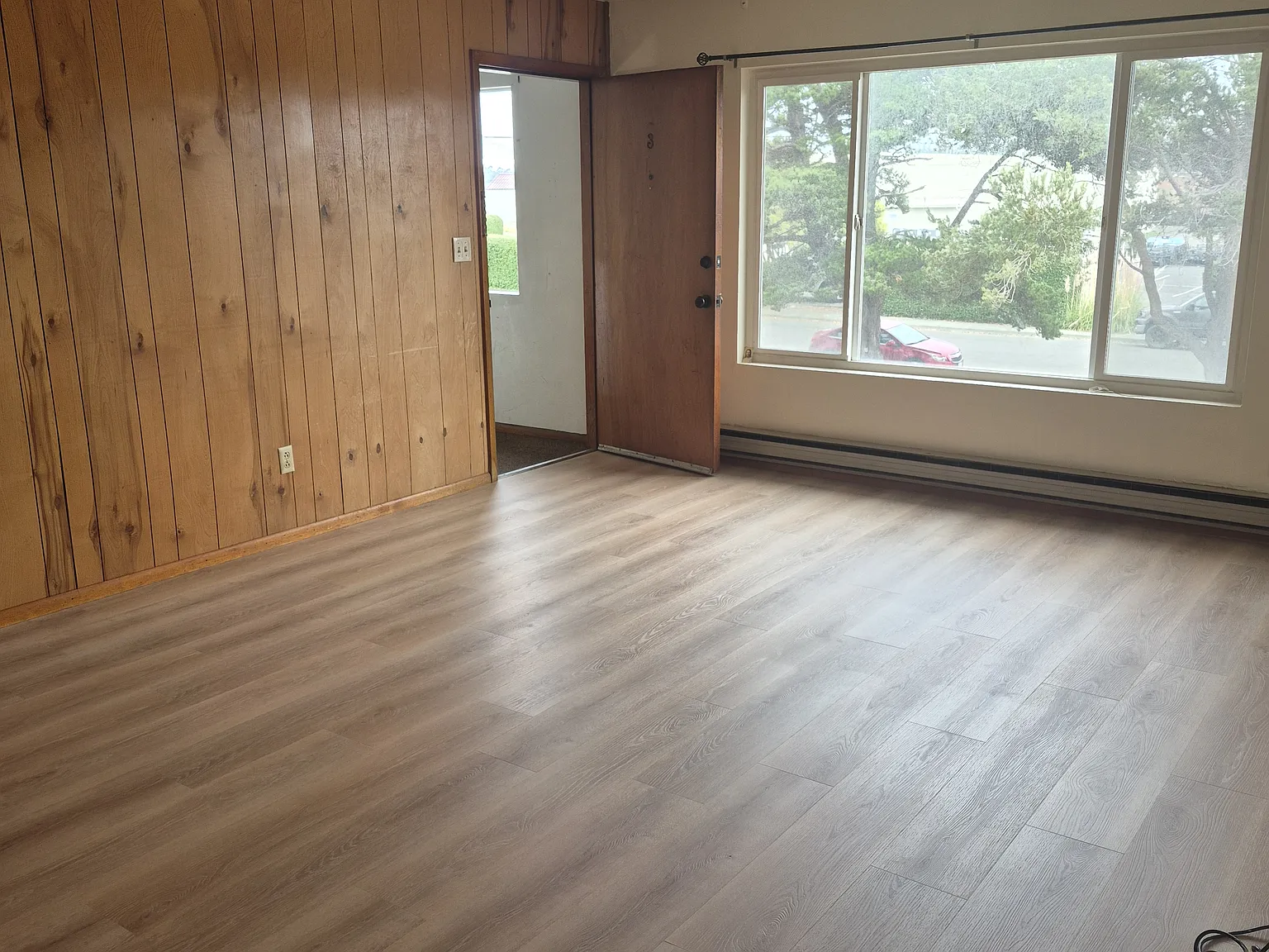 2 bed, 900 sqft, $1,500 — Photo 4
