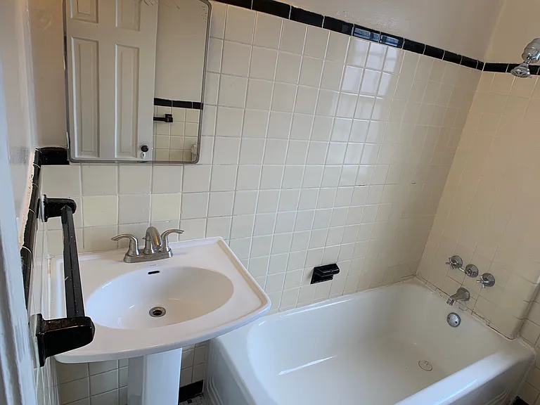 2832 Thornhill Rd #321B — Photo 34