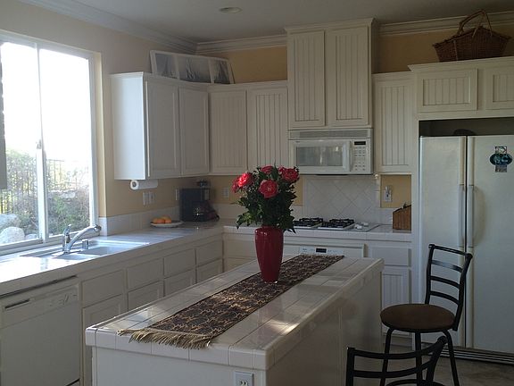 2nd image of 412 Camino Flora Vis