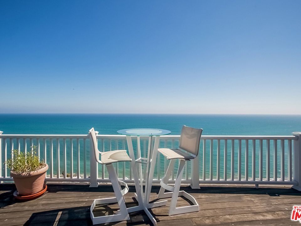 1st image of 18440 Coastline Dr