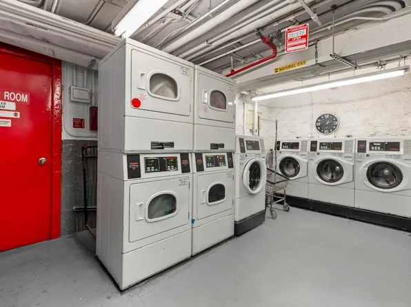 332 East 84th Street image 8 of 10