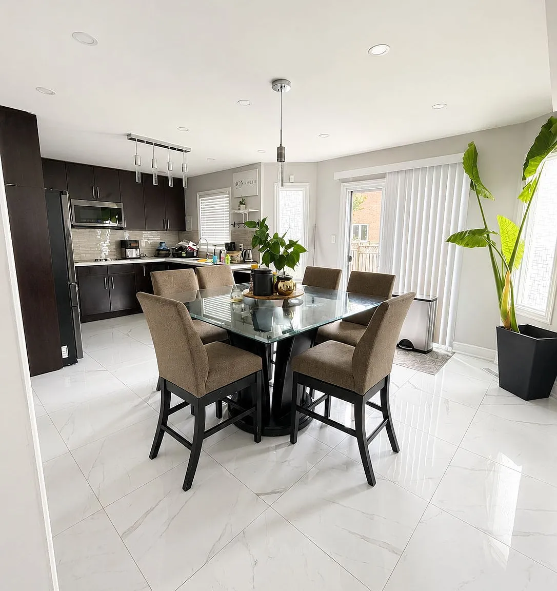 4 bed, $3,100 — Photo 3