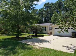 1404 Ridgewood Dr, Lillian, AL 36549