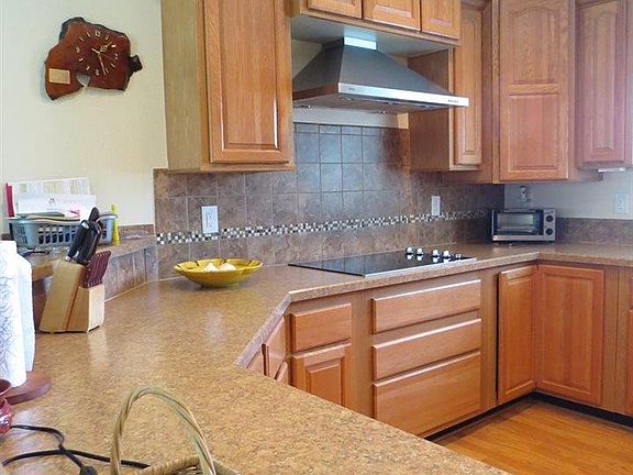 4th image of 205 Riverwood Dr