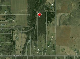 1428 NE 62nd St, Topeka, KS 66617