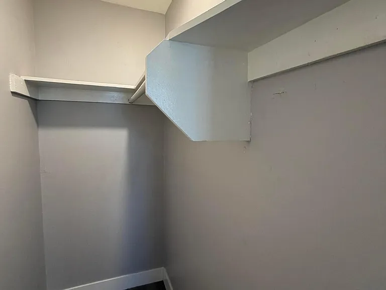1833 E Harvard St #3 — Photo 8