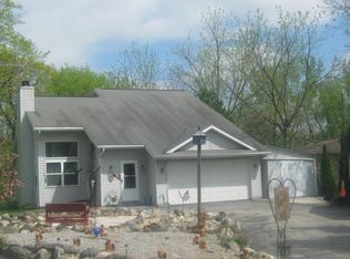 380 Kettle Moraine Dr N, Slinger, WI 53086