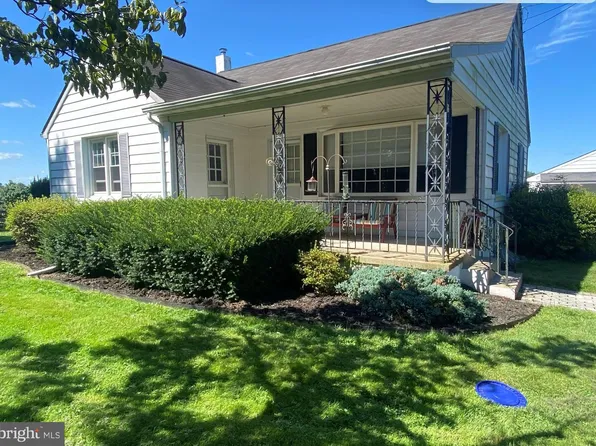 560 Coatesville Rd, West Grove, PA 19390