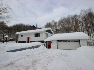 51 Fairview St, Barre, VT 05641