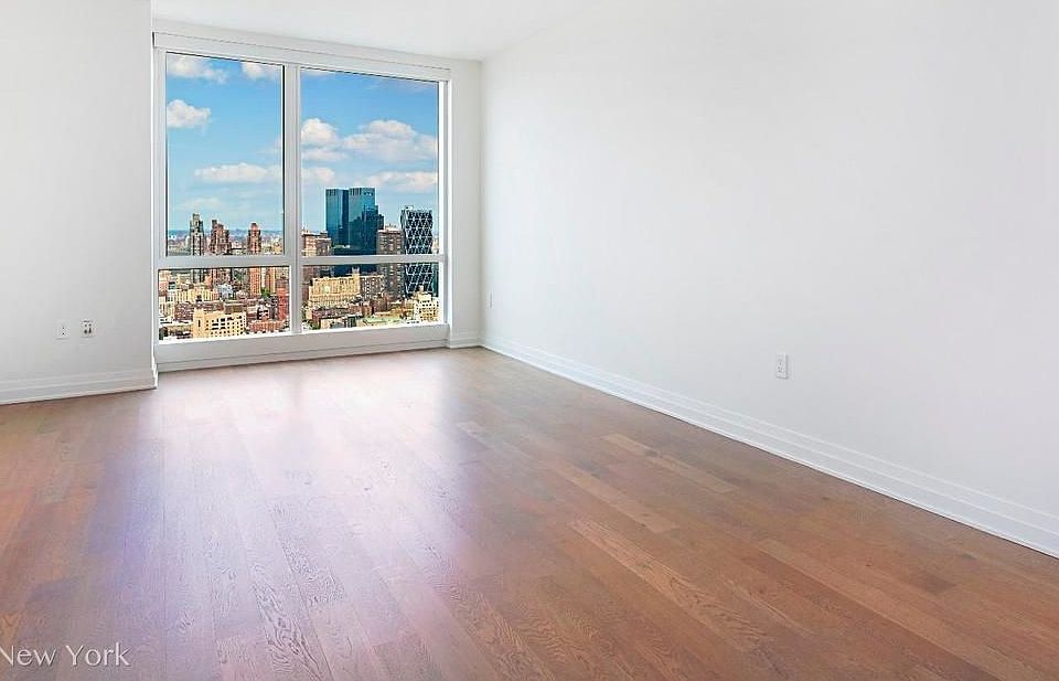 1st image of 460 W 42nd St APT 57L